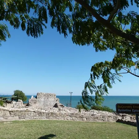 Dias מקריגיאלוס