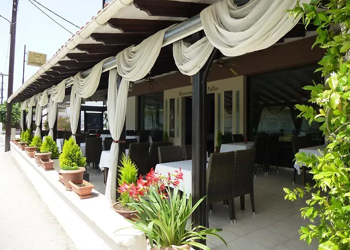 Dias Hotel 3*