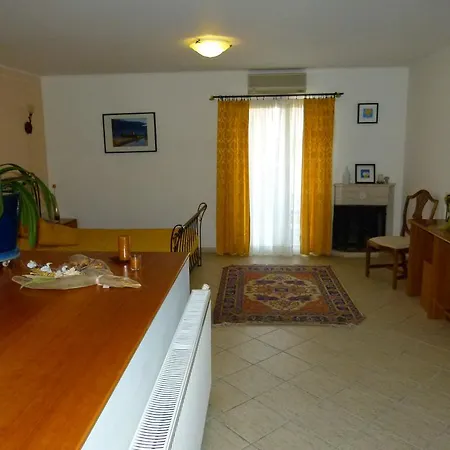 Ξενοδοχείο Dias 3*